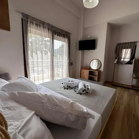 Limoncello Vourvourou