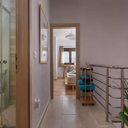 Limoncello Vourvourou