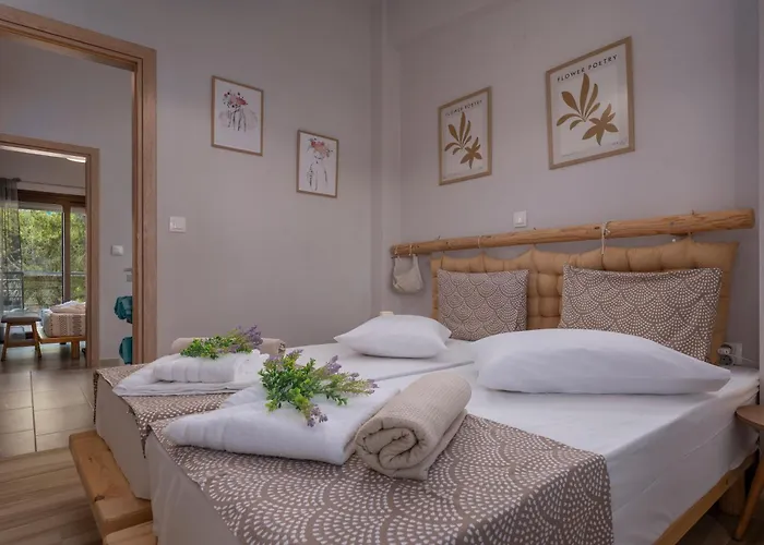 Limoncello Vourvourou