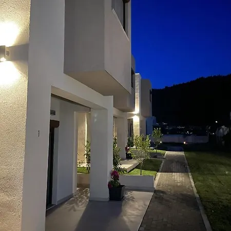 Limoncello * Vourvourou